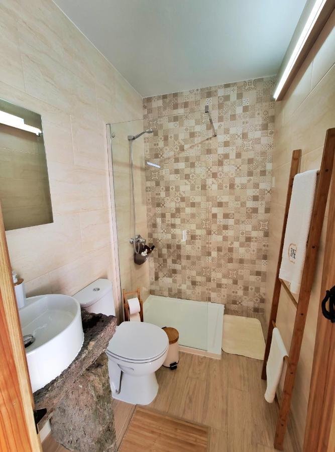 Basalto Negro Al Hotel Angra do Heroismo Ngoại thất bức ảnh